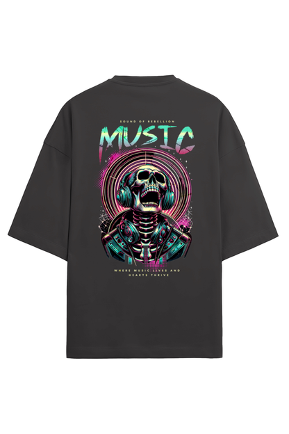 Oversized Punk rock t-shirt with dual sided skull music graphic from Qurrito's rebellion series