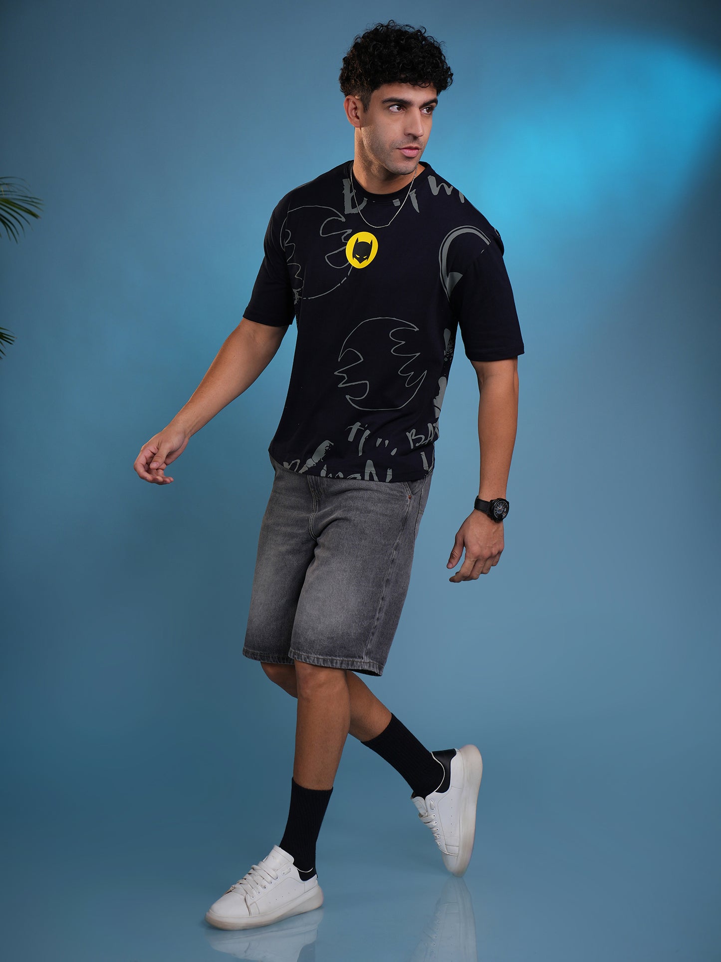 Chibi Dark Knight Graphic Oversized T-Shirt | Qurrito