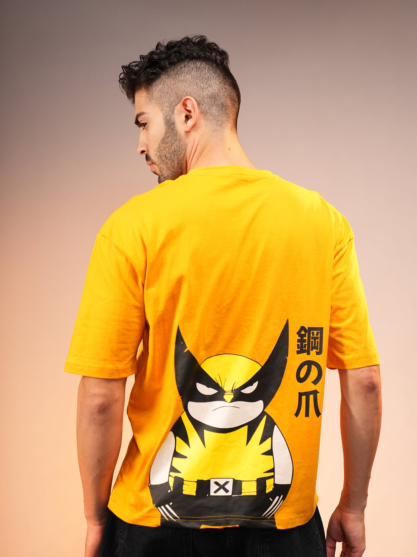 Claws of Steel | Chibi Mutant Hero Oversized T-Shirt | Yellow | Qurrito